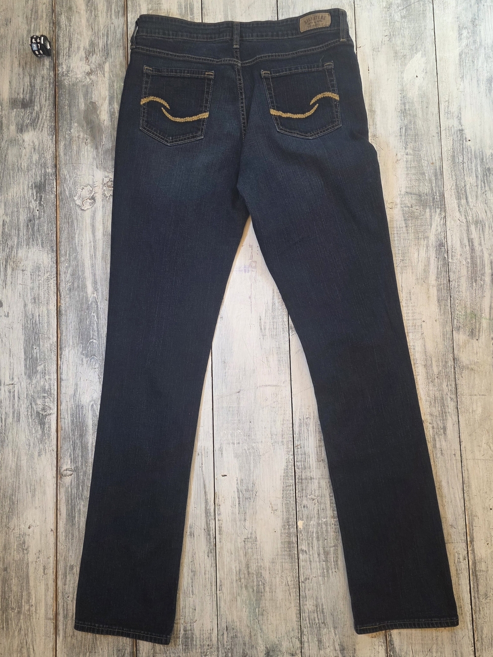 Signature by Levi Strauss Women's Dark Indigo Straight Leg Jeans sz 12 Long - Picture 2 of 8